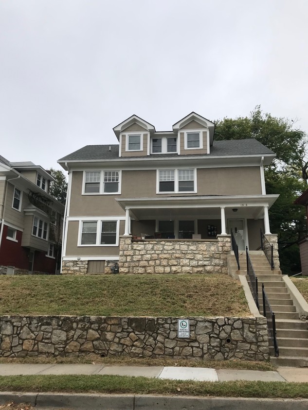 Primary Photo - 4046 McGee St