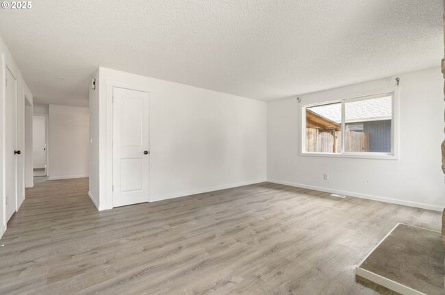 Building Photo - 2234 NE Barberry Ct