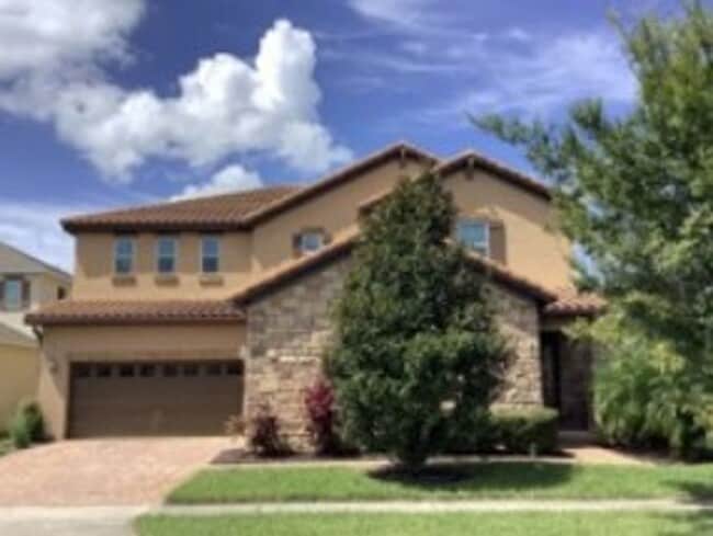 Spectacular 5/4 with 3 car garage home in Winter Garden - Spectacular  5/4 with 3 car garage home in Winter Garden