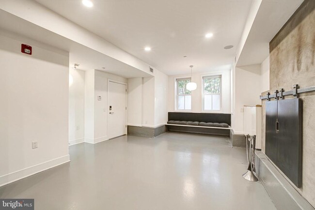 Building Photo - 1517 Church St NW