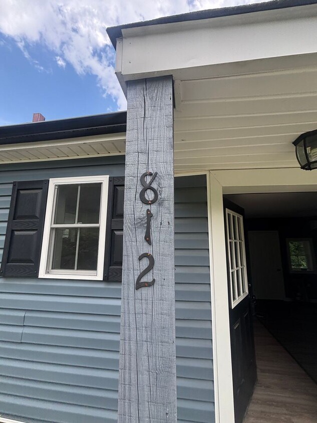 Primary Photo - Furnished 1 bedroom 1 bath in Salem