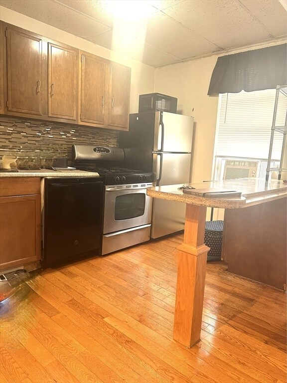 Building Photo - 9 Bowdoin St