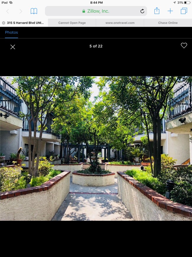 Courtyard - 315 S Harvard Blvd