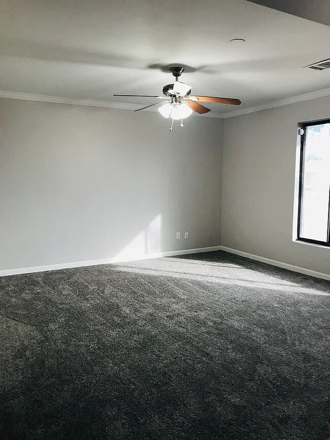 Foto del edificio - Beautiful 3 bedroom-2 bathroom home