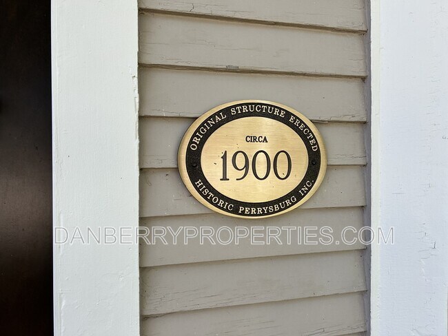 Foto del edificio - 711 Findlay St