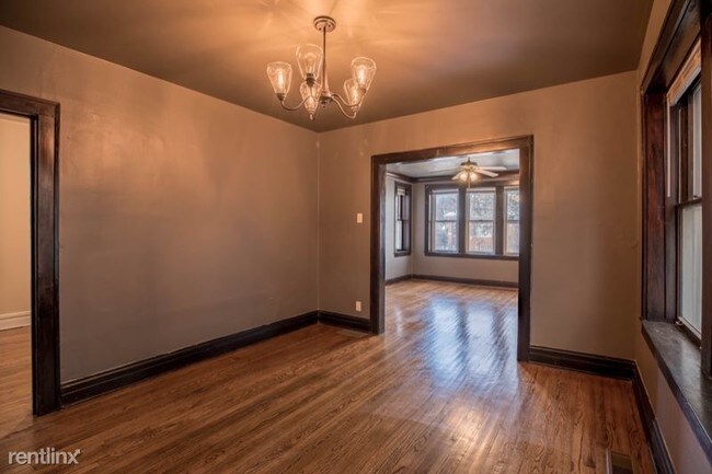 Foto del edificio - 3419 N Lowell Ave