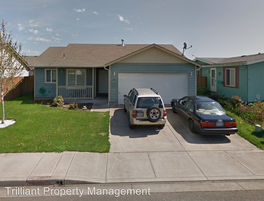 Primary Photo - 942 Waikiki St SE