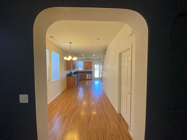 Foto del edificio - NW Reno House - Large Yard with Mountain &...