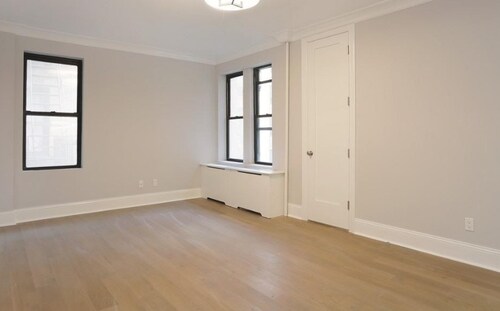 Foto del edificio - 240 W 24th St