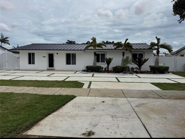Foto del edificio - 5103 SW 128th Pl