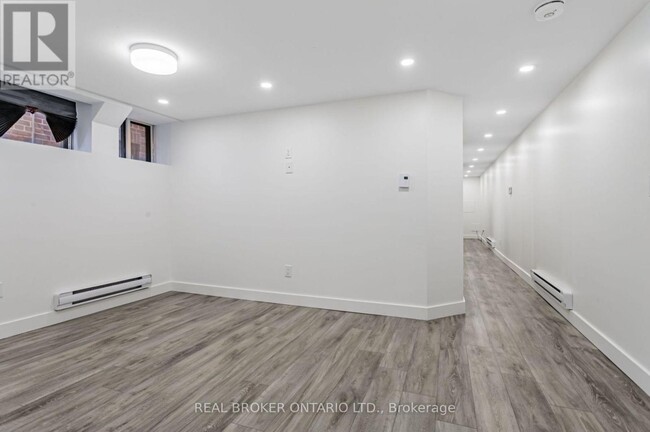 Photo du bâtiment - 1088 Avenue Rd