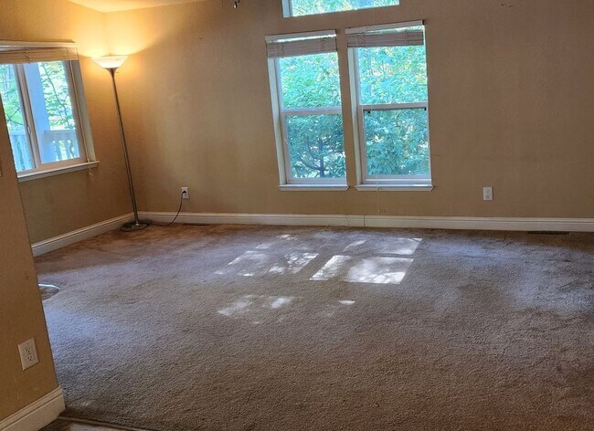 Building Photo - 73 Mine Rock Rd