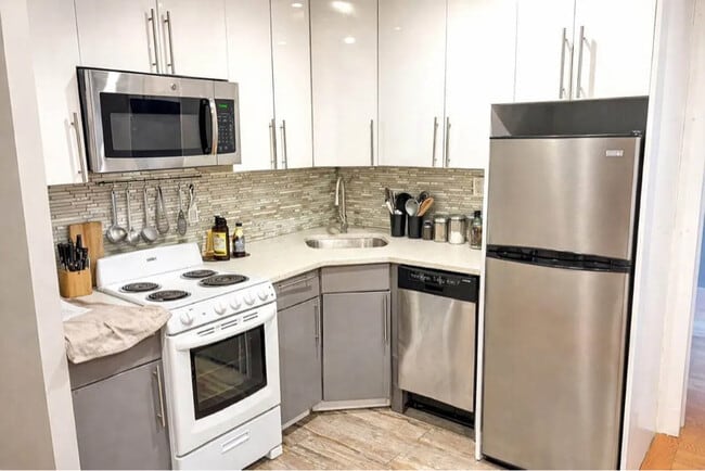 Photo - 480 Concord Ave Apartment