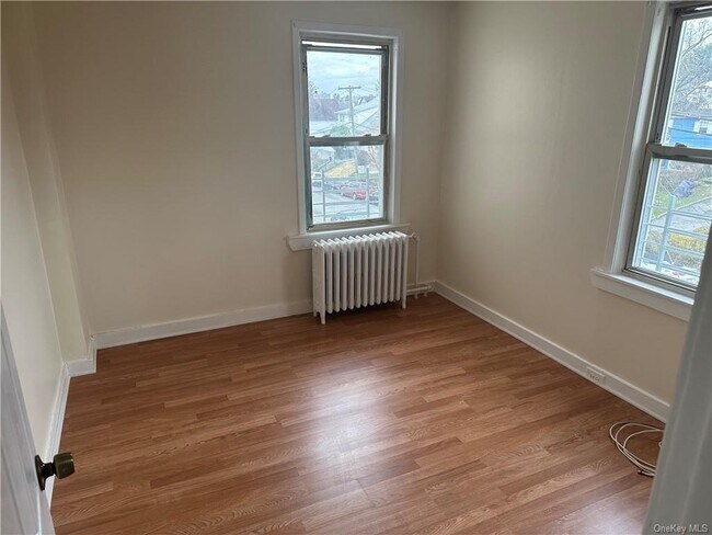 Foto del edificio - 410 E 5th St