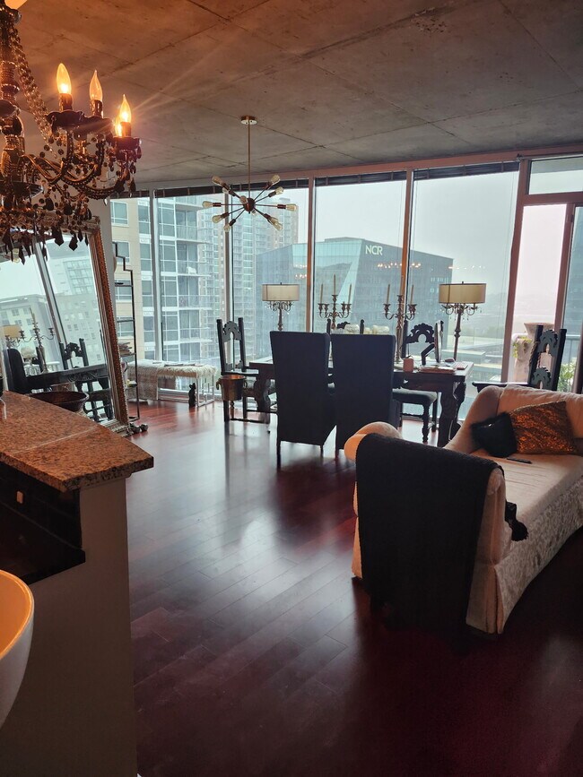 PLANTA ABIERTA - 950 W Peachtree St NW