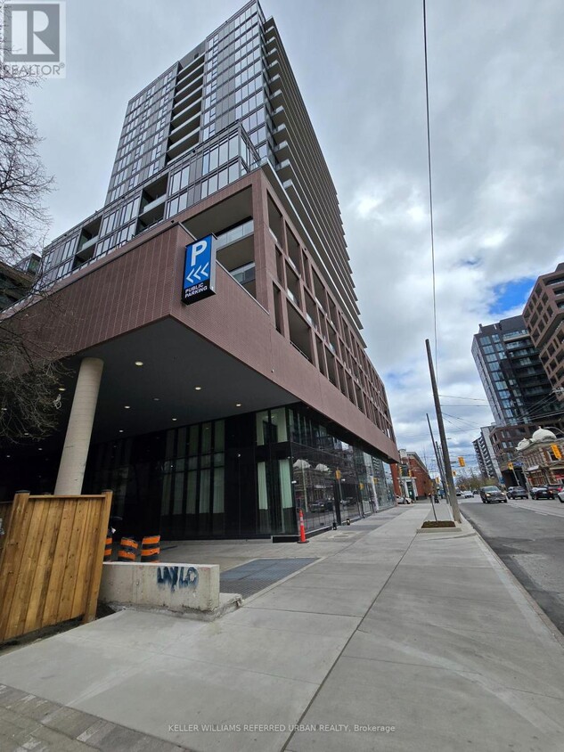 Photo principale - 285-285 Dufferin St