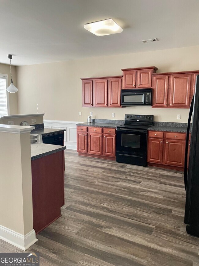 Foto del edificio - 5371 Apple Grove Rd NE