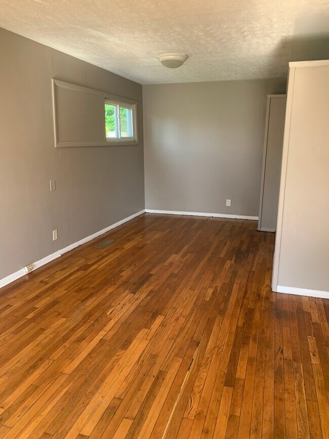 Foto del edificio - 3000 Shoreham Ln