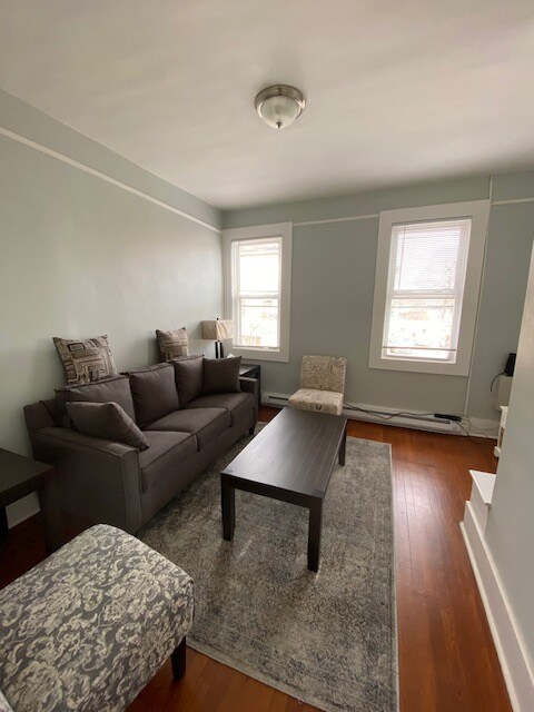 Building Photo - 133 37th St