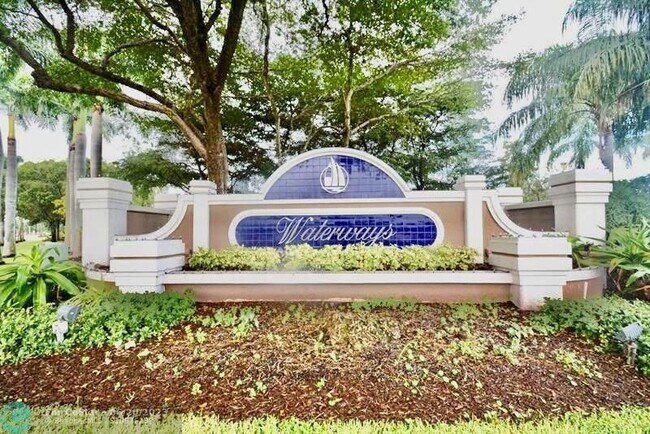 Building Photo - 1380 SW 47th Ave
