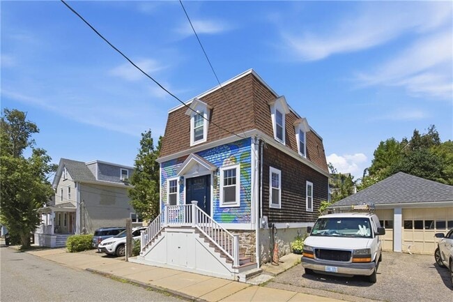Building Photo - 26 Bacheller St