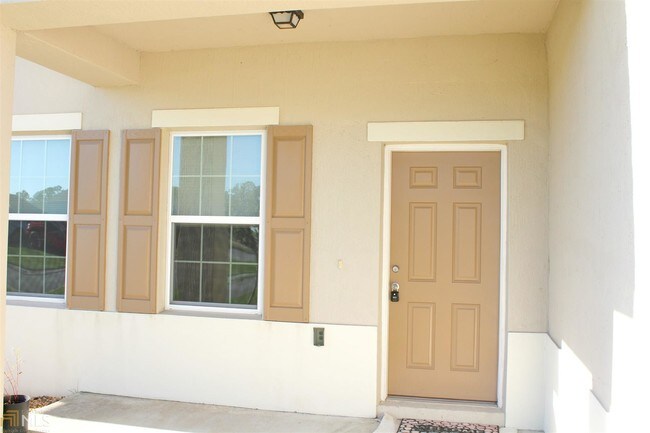 Building Photo - 401 Soncel Dr