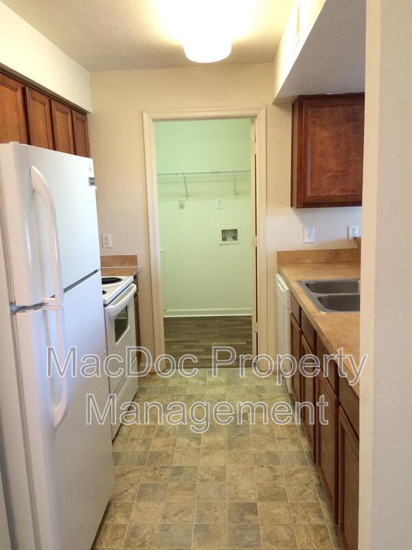 Foto del edificio - 11260 Torrie Way