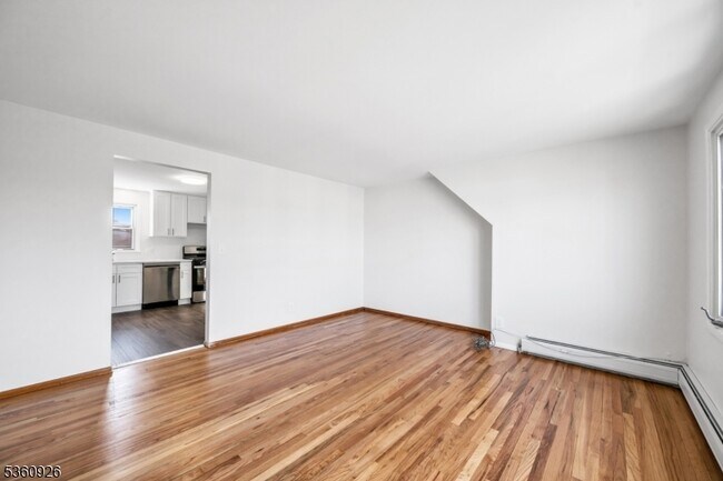 Foto del edificio - 316 Kipp Ave