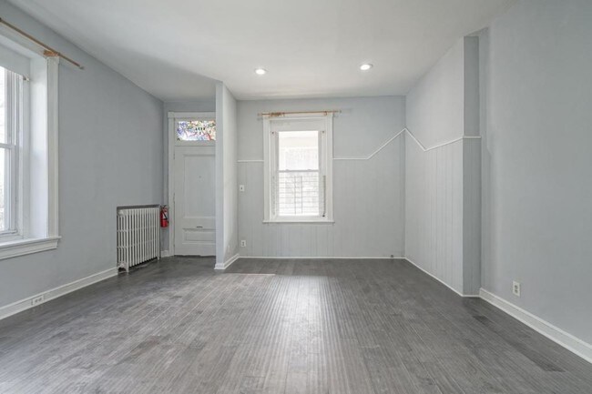 Foto del edificio - 4809 Baltimore Ave