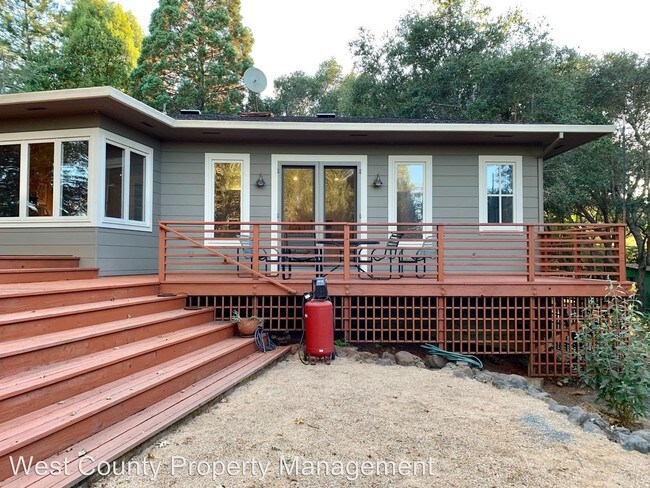 Building Photo - 3 br, 2.5 bath House - 1650 Timberhill Road