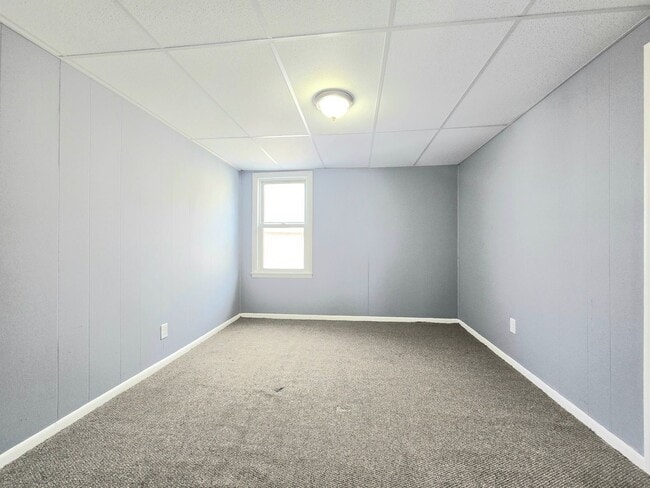 Building Photo - 48 Rocliffe St