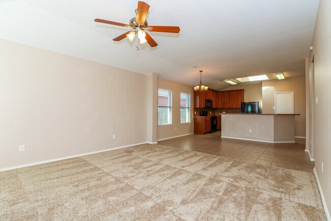 Foto del edificio - 7307 Fossil Creek Dr
