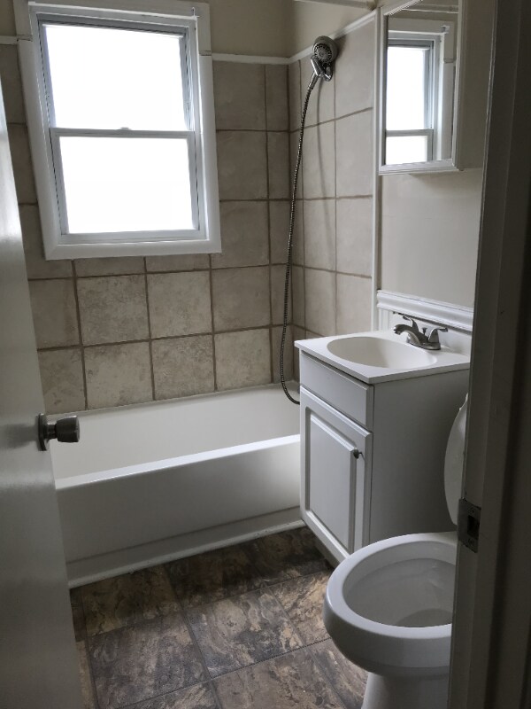 Foto del edificio - 8663 E 26th St