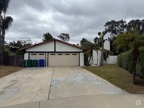 Building Photo - 2728 Amberwood Dr