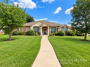 Building Photo - 3200 Wildcatter Dr
