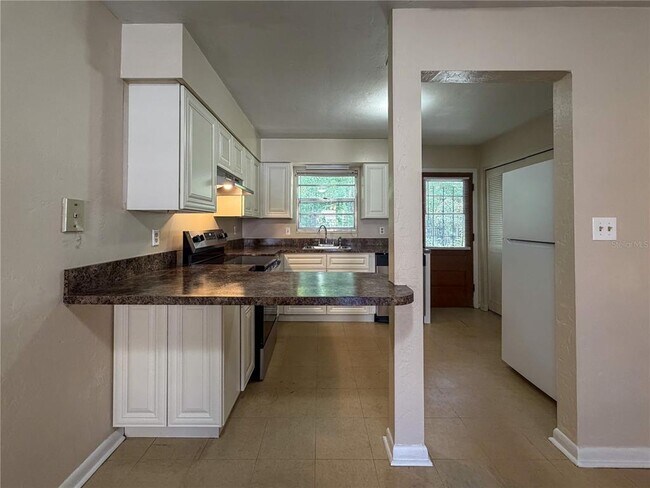 Foto del edificio - 5620 NW 23rd Terrace