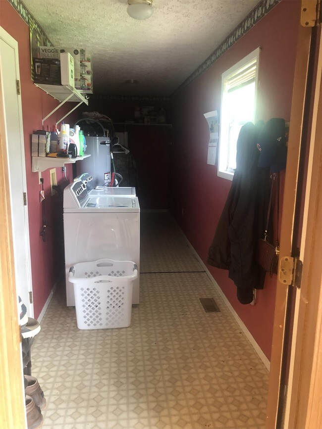 20730 Harris Ln, Dixon, MO 65459 House Rental in Dixon, MO