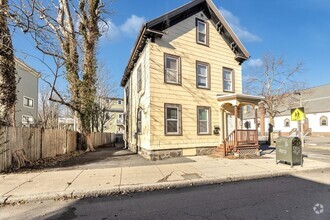 Building Photo - 53 Brookside Ave