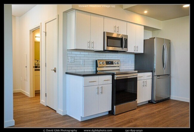 Foto del edificio - 1566 Myers Ln