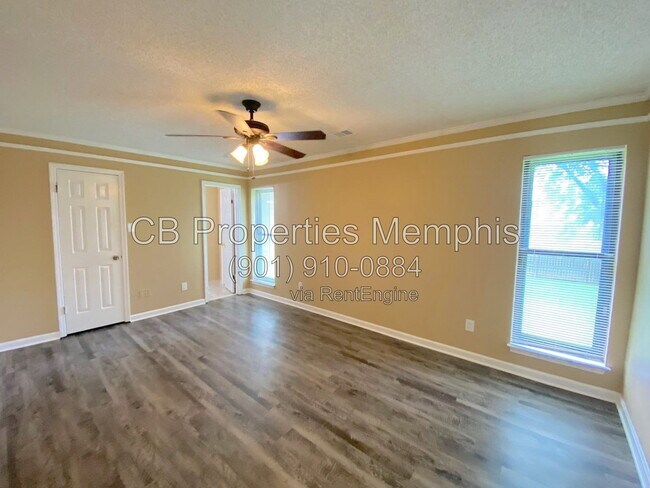 Building Photo - 6930 Autumnhill Ln