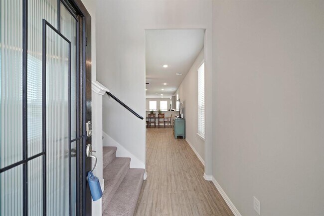 Building Photo - 7410 Arabian Moon Trail