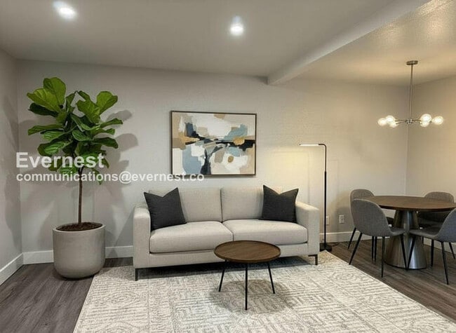 Building Photo - 2635 Hayden Rd