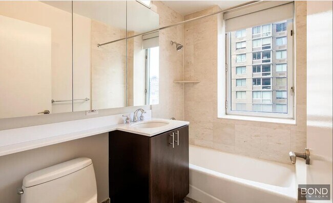 Building Photo - 776 Sixth Avenue