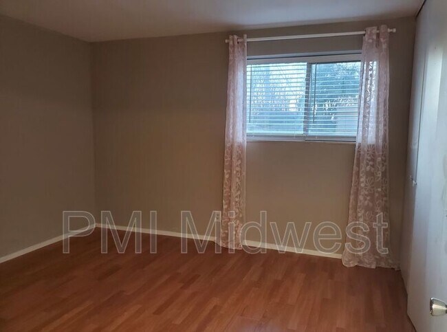 Building Photo - 3825 N Whittier Pl