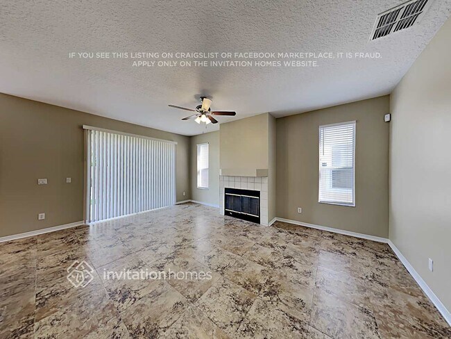 Foto del edificio - 4530 Bond Ln