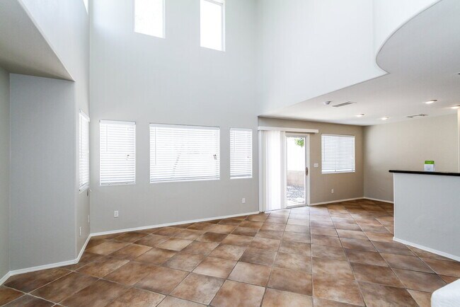 Building Photo - 977 Alfonso Ave