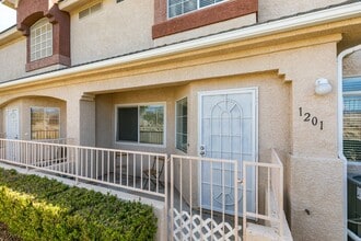 Building Photo - 1201 Nevada Sky St