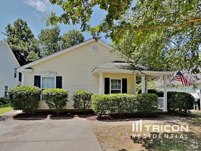 Building Photo - 4844 Silverdene St