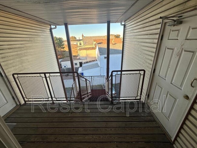 Foto del edificio - 140 Fleming Ave