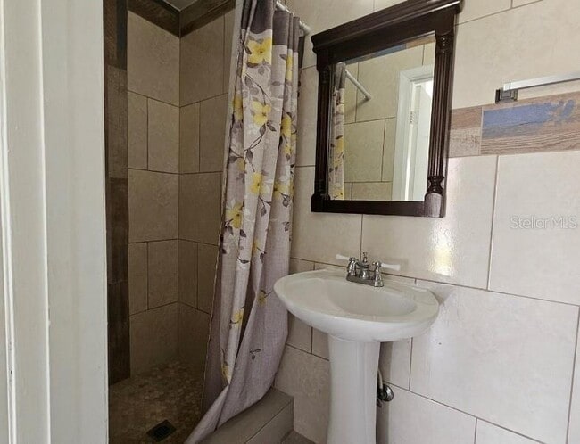 Building Photo - 12046 Saffron Ct